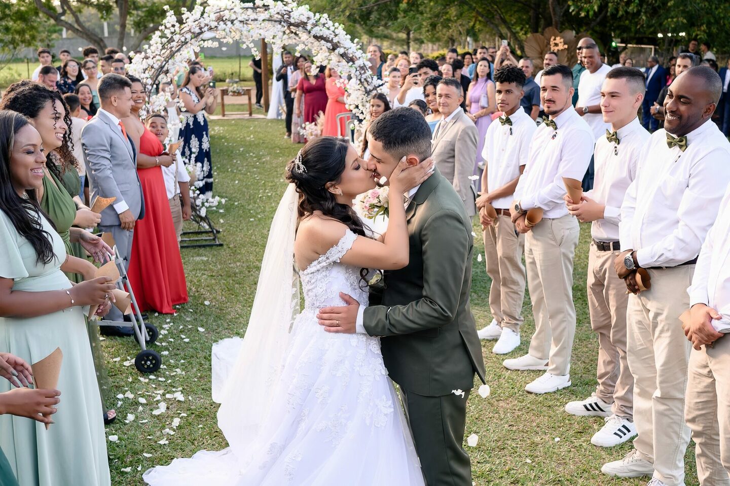 Casamento no Sítio de Eventos Nossa Senhora Aparecida em Viamão/RS Casamento no Sítio de Eventos Nossa Senhora Aparecida em Viamão/RS